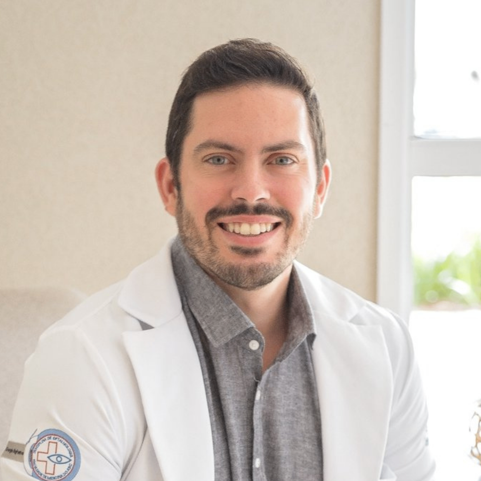 Dr. Bruno Manni